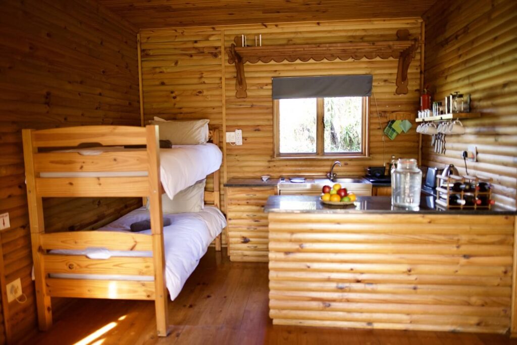Wild Olive Guest Farm - Hoopoe Chalet Bedroom