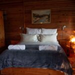Wild Olive Guest Farm - Hoopoe Cottage Bedroom
