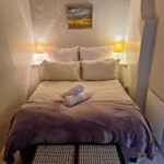 Wild Olive Guest Farm the Appletree Cottage Bedroom
