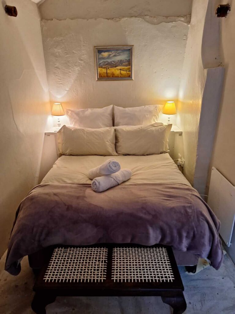 Wild Olive Guest Farm the Appletree Cottage Bedroom