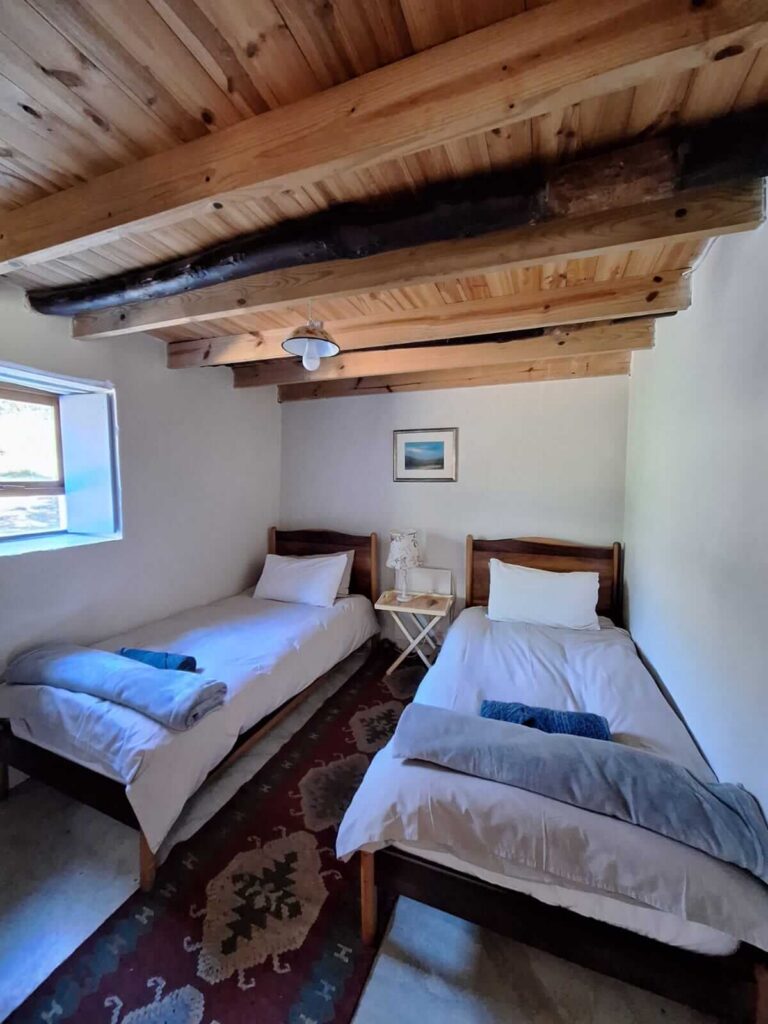 Wild Olive Guest Farm the Appletree Cottage Bedroom